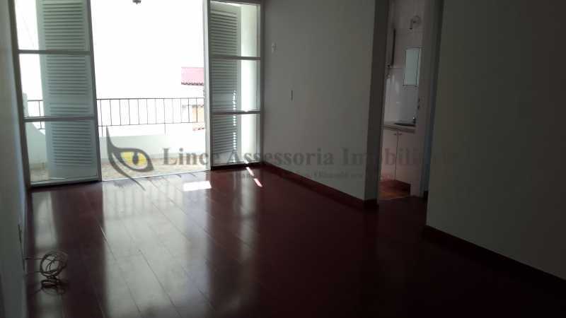 Apartamento à venda com 2 quartos, 90m² - Foto 4