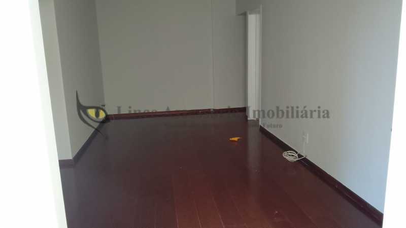 Apartamento à venda com 2 quartos, 90m² - Foto 5