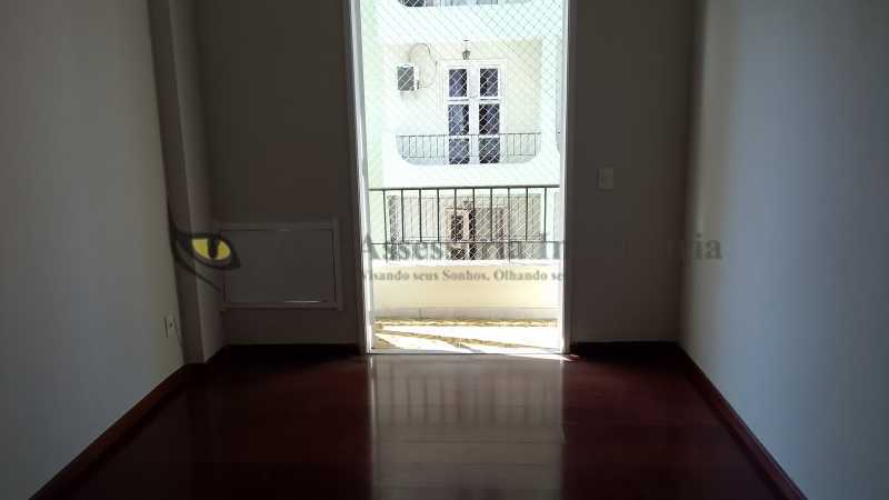 Apartamento à venda com 2 quartos, 90m² - Foto 11