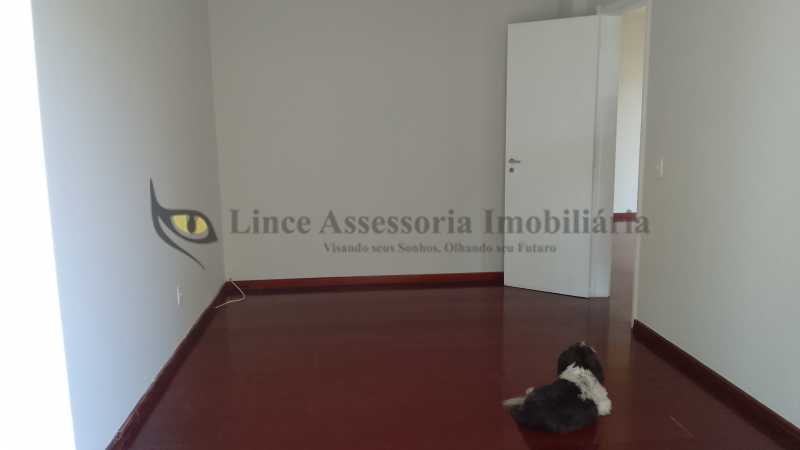 Apartamento à venda com 2 quartos, 90m² - Foto 13