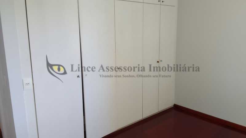 Apartamento à venda com 2 quartos, 90m² - Foto 16