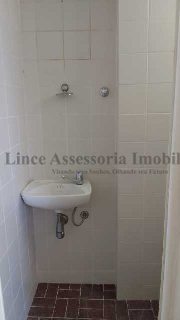 Apartamento à venda com 2 quartos, 90m² - Foto 24