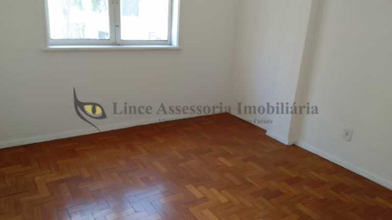 Apartamento à venda com 3 quartos, 116m² - Foto 6