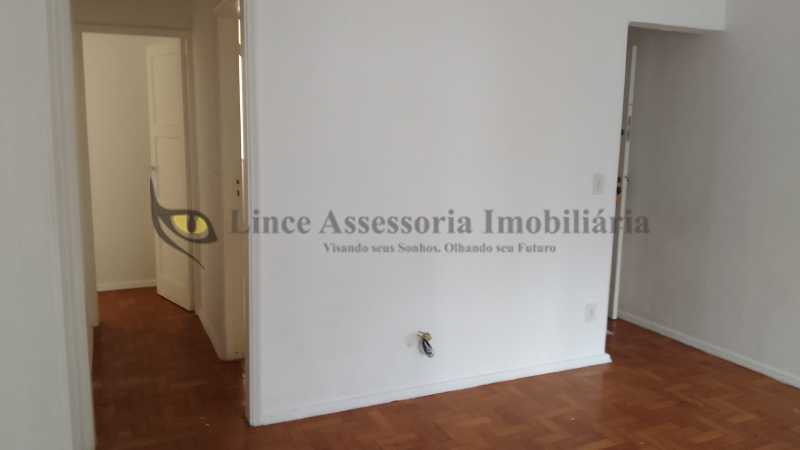 Apartamento à venda com 3 quartos, 116m² - Foto 7