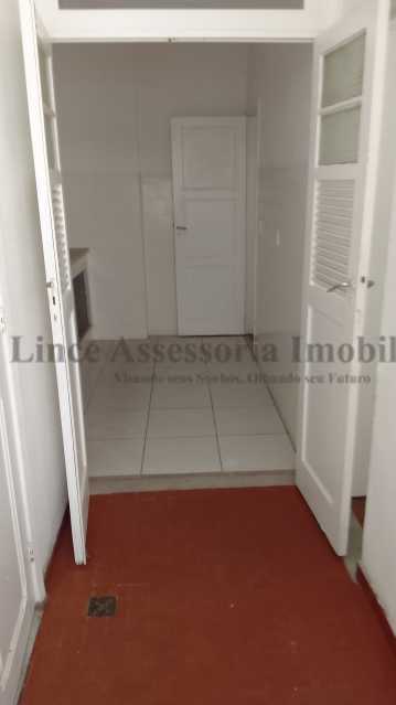 Apartamento à venda com 3 quartos, 116m² - Foto 18