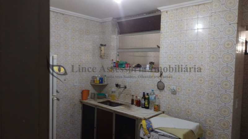 Apartamento à venda com 2 quartos, 56m² - Foto 11