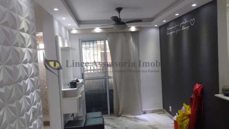 Apartamento à venda com 2 quartos, 54m² - Foto 1