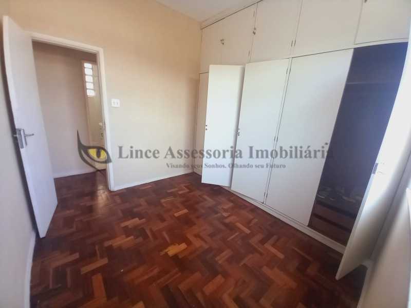 Apartamento à venda com 3 quartos, 88m² - Foto 9