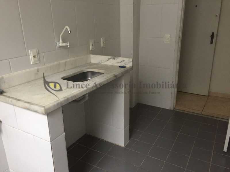 Apartamento à venda com 3 quartos, 82m² - Foto 14