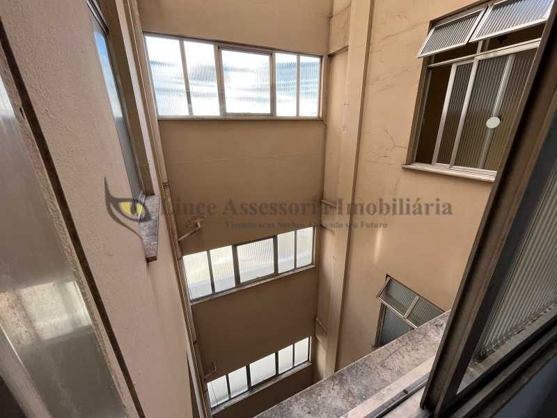 Apartamento à venda com 2 quartos, 68m² - Foto 22