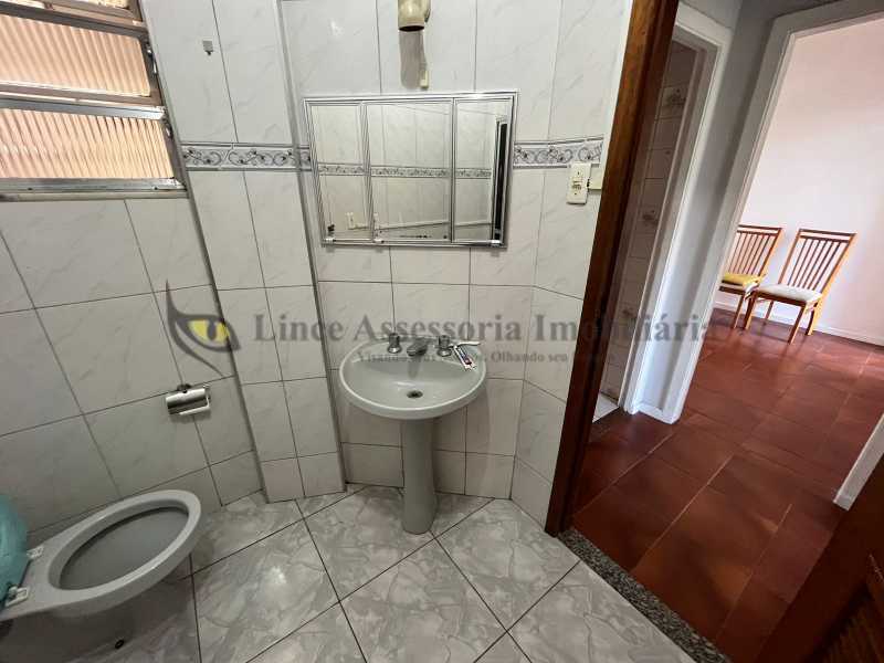 Apartamento à venda com 2 quartos, 68m² - Foto 13