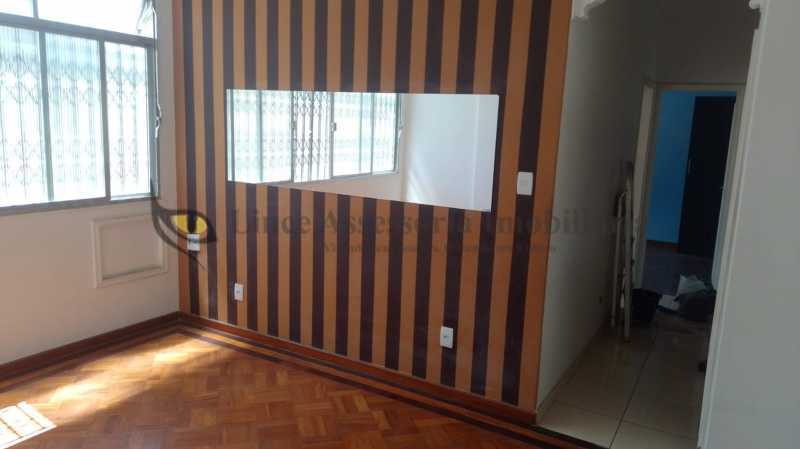 Apartamento à venda com 2 quartos, 75m² - Foto 1