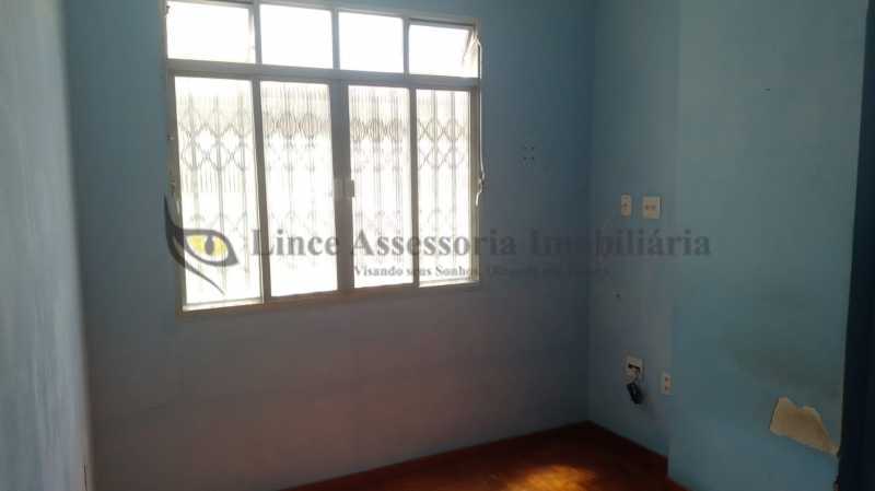 Apartamento à venda com 2 quartos, 75m² - Foto 8