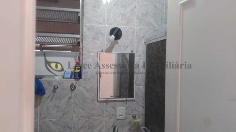 Apartamento à venda com 2 quartos, 75m² - Foto 13