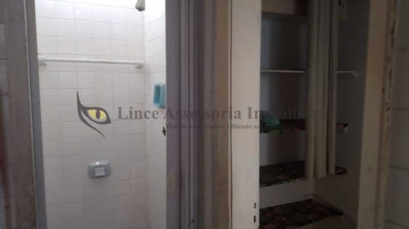 Apartamento à venda com 2 quartos, 75m² - Foto 22