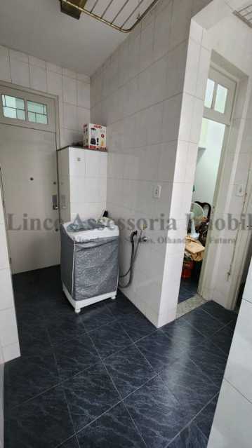 Apartamento à venda com 3 quartos, 130m² - Foto 20