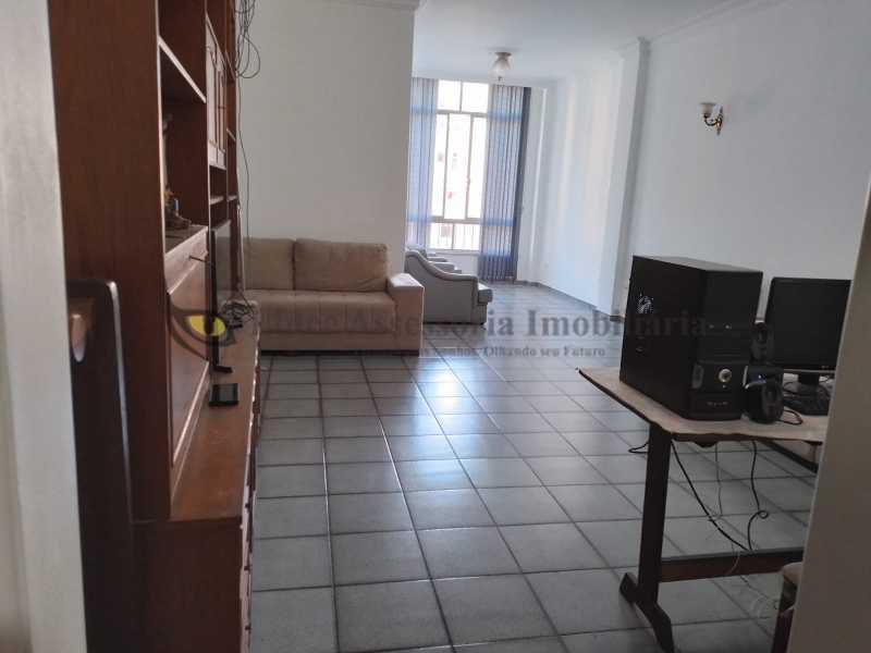 Apartamento à venda com 3 quartos, 130m² - Foto 22