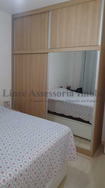 Apartamento à venda com 2 quartos, 75m² - Foto 19