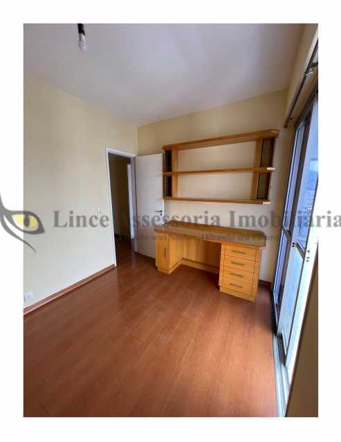 Apartamento à venda com 3 quartos, 110m² - Foto 8