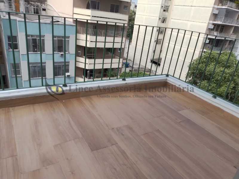 Apartamento à venda com 2 quartos, 60m² - Foto 1