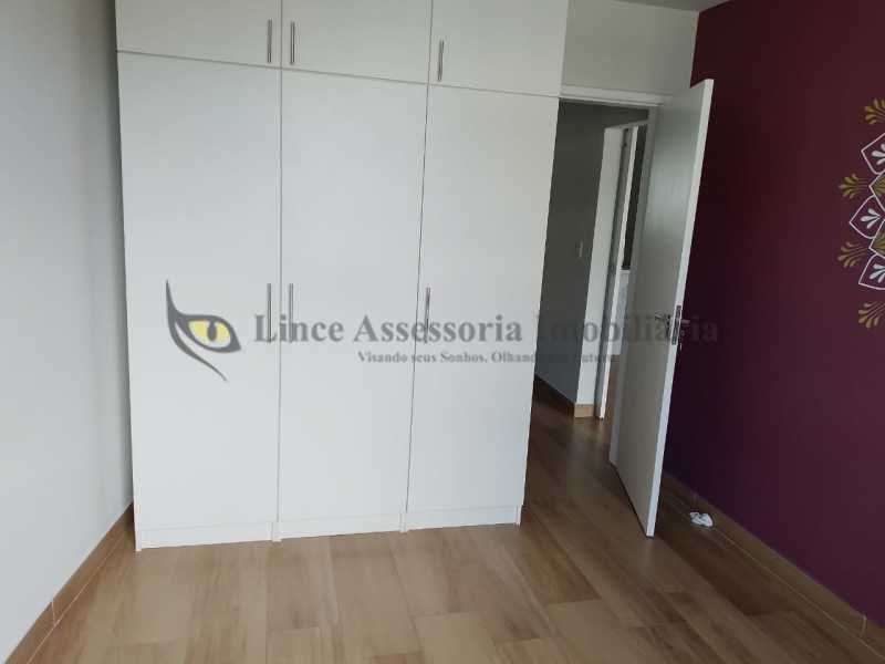 Apartamento à venda com 2 quartos, 60m² - Foto 12