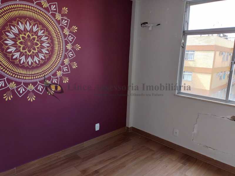 Apartamento à venda com 2 quartos, 60m² - Foto 10