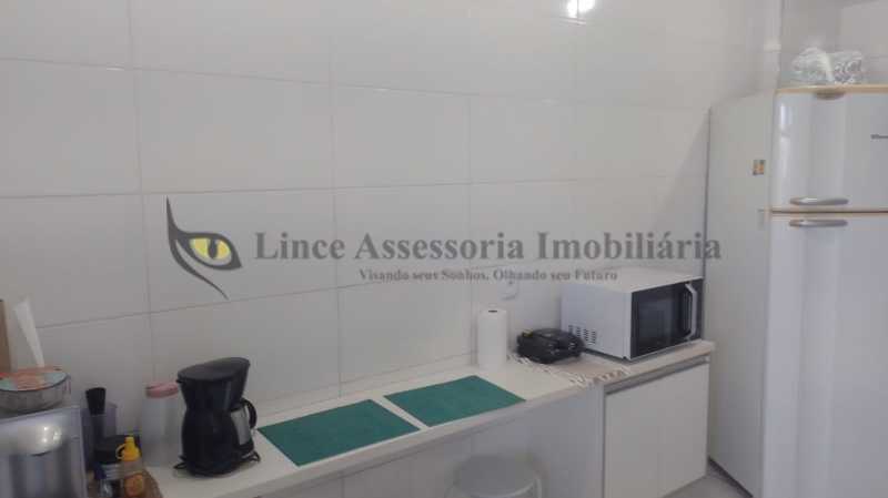 Apartamento à venda com 3 quartos, 101m² - Foto 19