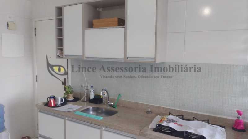 Apartamento à venda com 3 quartos, 101m² - Foto 20