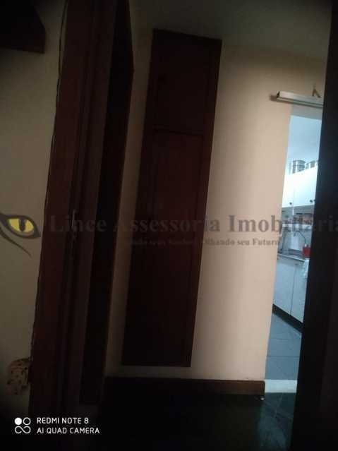 Apartamento à venda com 2 quartos, 64m² - Foto 19