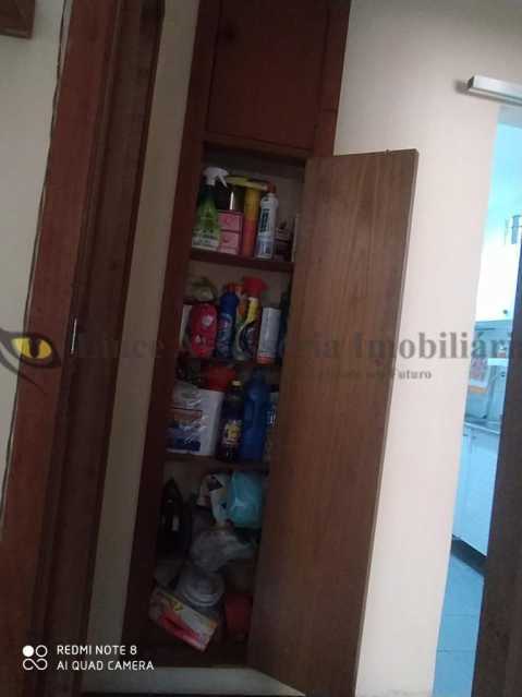 Apartamento à venda com 2 quartos, 64m² - Foto 20