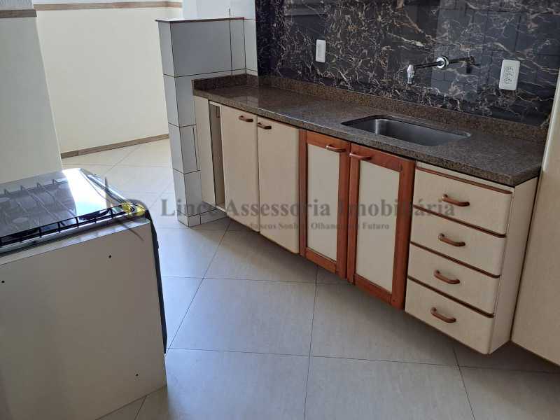 Apartamento à venda com 3 quartos, 102m² - Foto 19