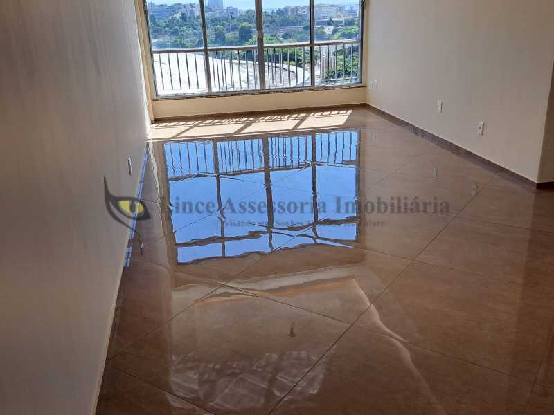 Apartamento à venda com 3 quartos, 102m² - Foto 3