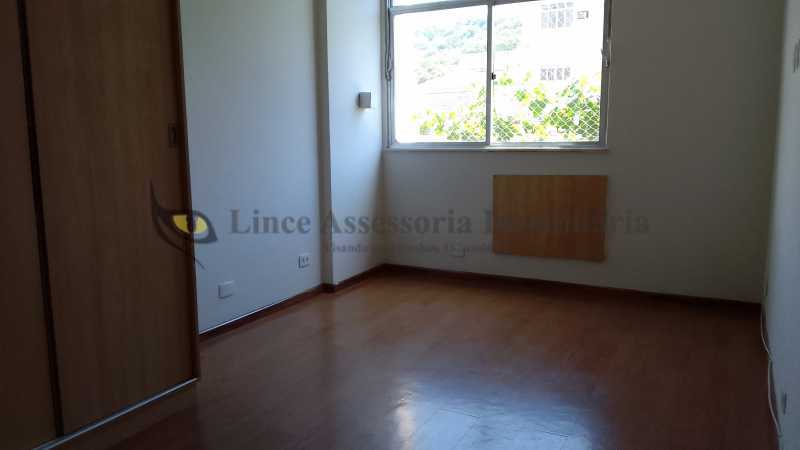 Apartamento à venda com 2 quartos, 102m² - Foto 14