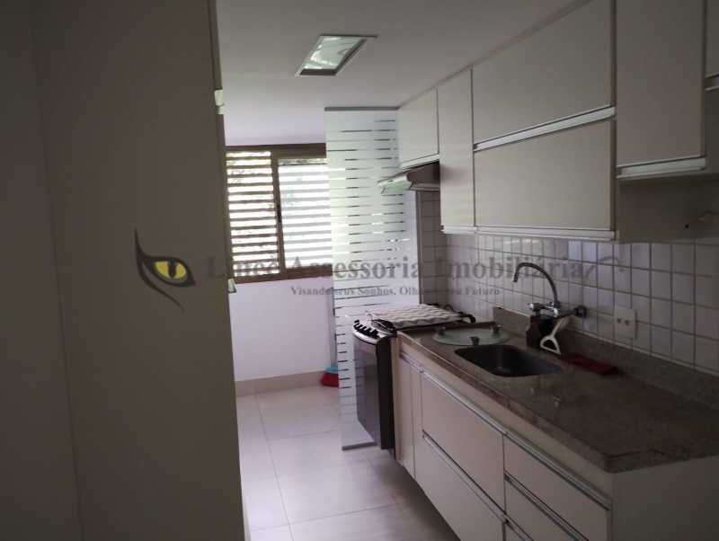 Apartamento à venda com 2 quartos, 82m² - Foto 21