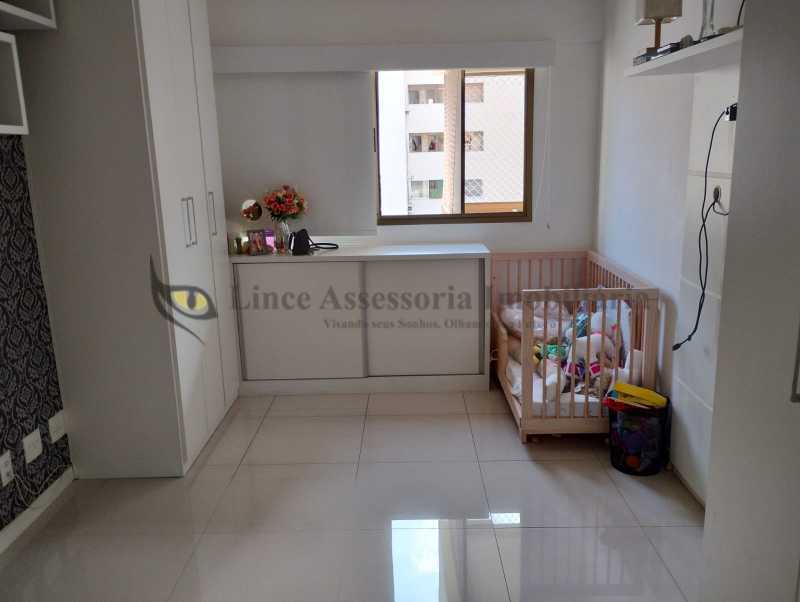 Apartamento à venda com 2 quartos, 82m² - Foto 7