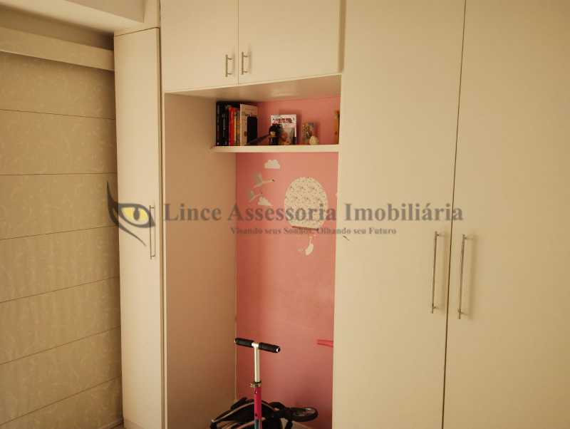 Apartamento à venda com 2 quartos, 82m² - Foto 18