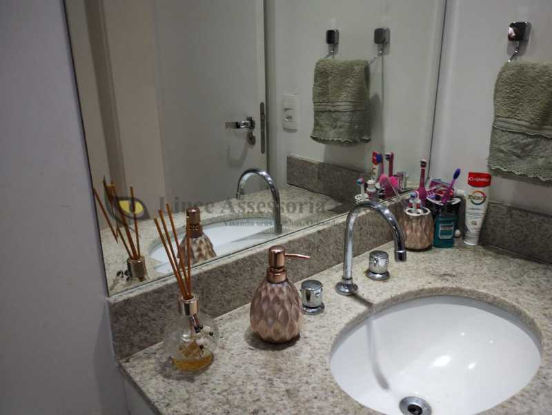 Apartamento à venda com 2 quartos, 82m² - Foto 10