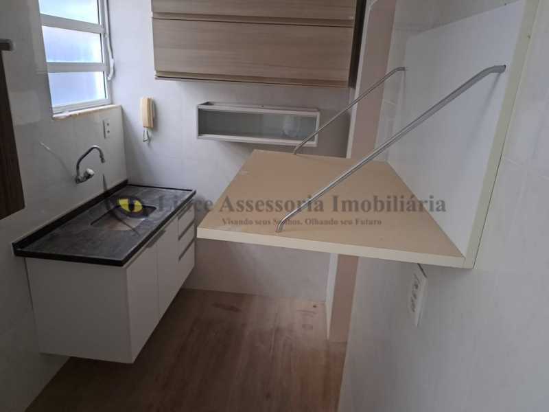 Apartamento à venda com 1 quarto, 35m² - Foto 11