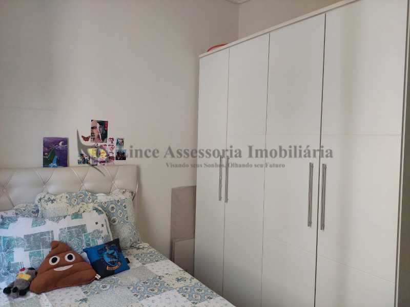 Apartamento à venda com 2 quartos, 73m² - Foto 5