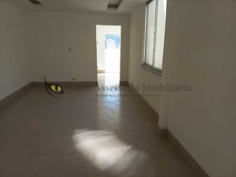 Cobertura à venda com 1 quarto, 70m² - Foto 7