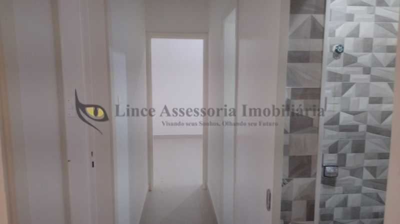 Apartamento à venda com 2 quartos, 70m² - Foto 23