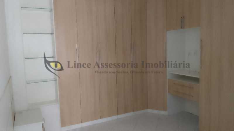 Apartamento à venda com 3 quartos, 92m² - Foto 9