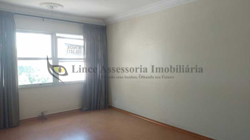 Apartamento à venda com 2 quartos, 105m² - Foto 3