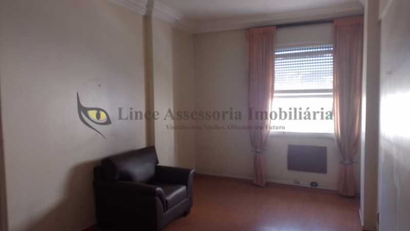 Apartamento à venda com 2 quartos, 105m² - Foto 7