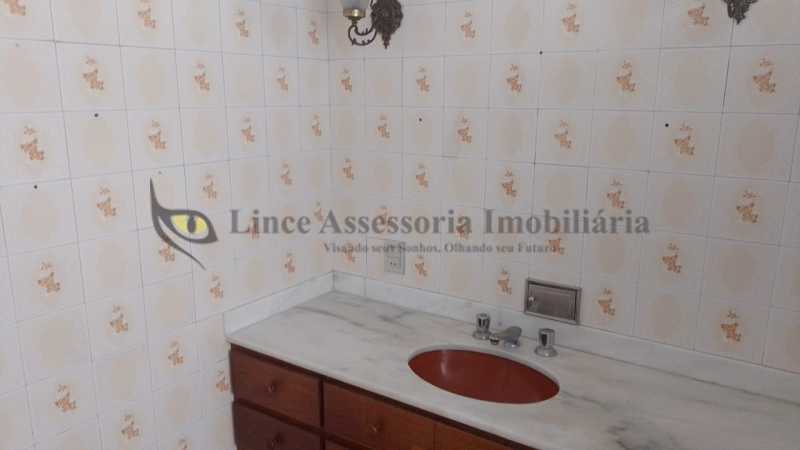 Apartamento à venda com 2 quartos, 105m² - Foto 17