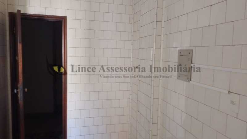 Apartamento à venda com 2 quartos, 105m² - Foto 21