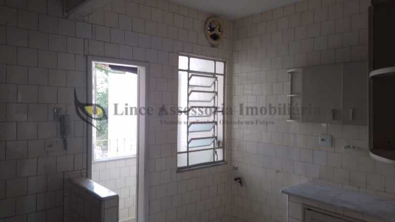 Apartamento à venda com 2 quartos, 105m² - Foto 27