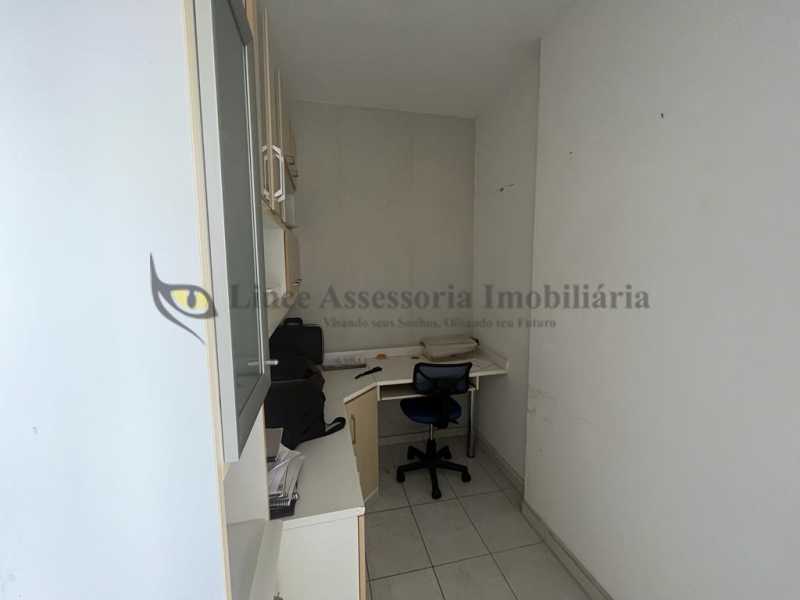 Apartamento à venda com 2 quartos, 88m² - Foto 27