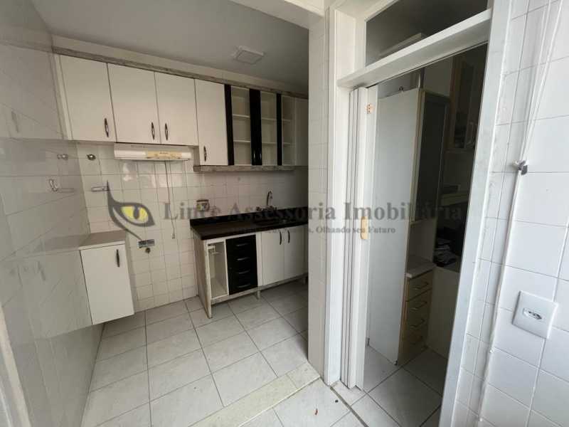 Apartamento à venda com 2 quartos, 88m² - Foto 25