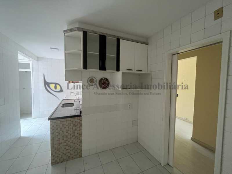 Apartamento à venda com 2 quartos, 88m² - Foto 20